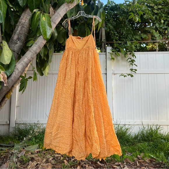 Free People Dresses & Skirts - Free People Emmaline Floral Dress in yellow.